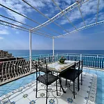Bella Apartman *
